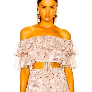 Alexis Adona off shoulder crop top I’m misty rose. Size s